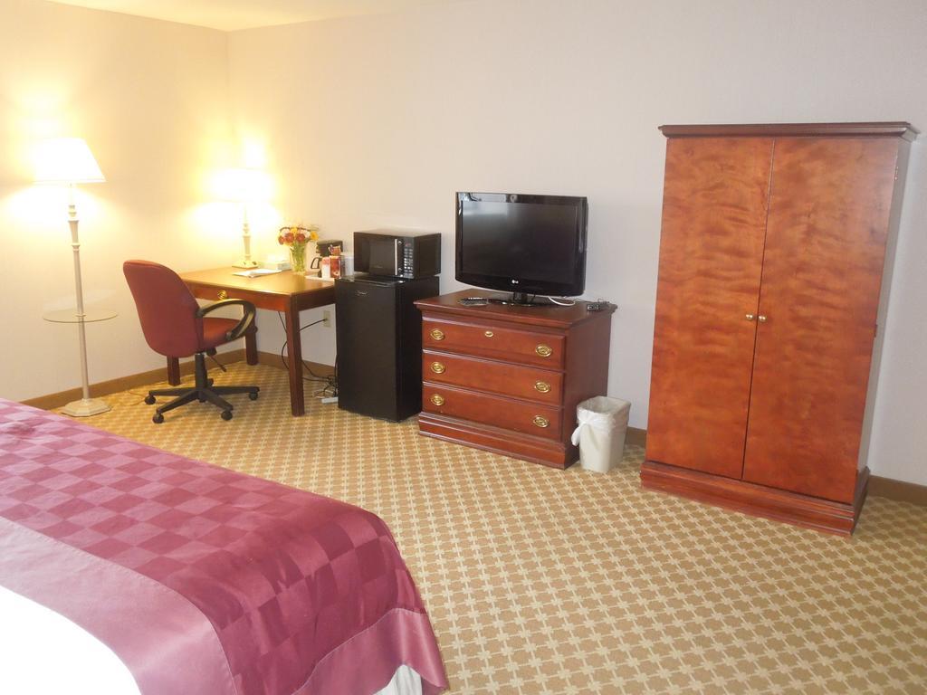 Ramada by Wyndham Pottsville/Frackville Rum bild
